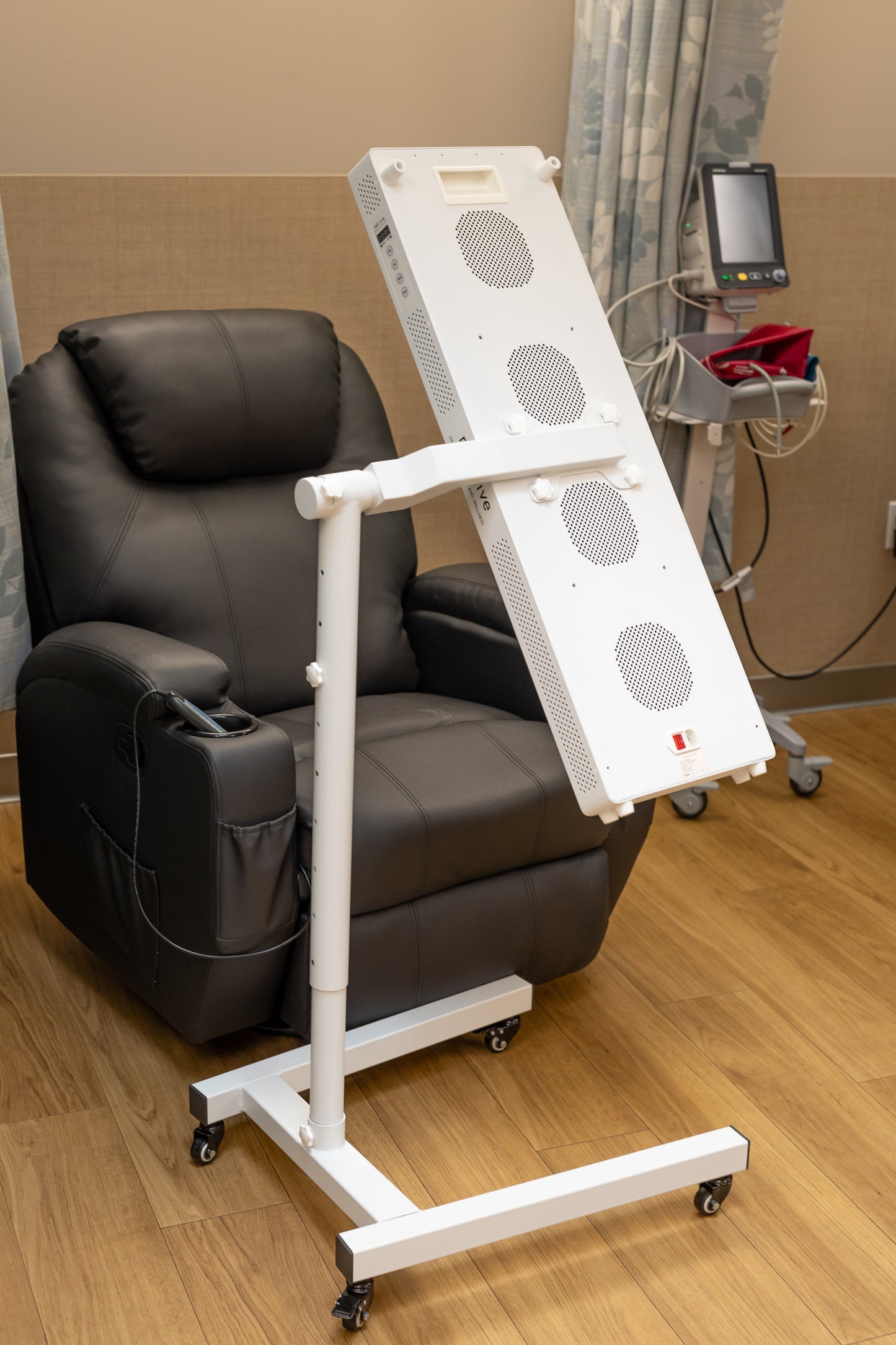 REDVIVE 300 ADJUSTABLE 90° STAND